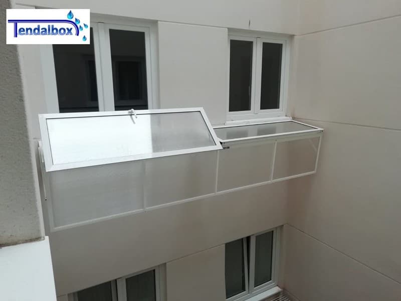 Cubretendales abatibles fabricados por Tendalbox