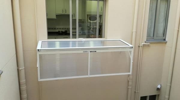 Algunos de los cubretendales fabricados por Tendalbox